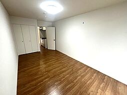 シャンブルII 102 1階1Kのリビング/ダイニング