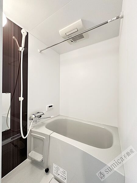 画像23:浴室乾燥機付きで雨の日でも安心^^