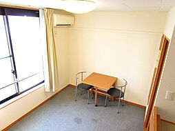 JR横浜線 長津田駅 徒歩9分の賃貸アパート 1階1Kのリビング/ダイニング