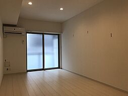 リブリ・Tripolis III 1階1Kのリビング/ダイニング