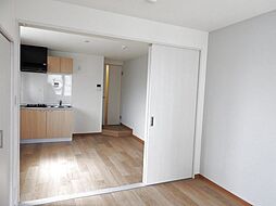 アート・フルひばりサクセス 3階1DKのリビング/ダイニング