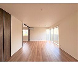 グランフォレスト千代田 101 1階2LDKのリビング/ダイニング