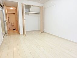 メゾンラフォーレ 301 3階1Kのリビング/ダイニング