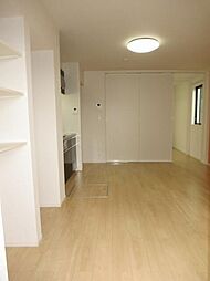 メゾン・フラン 1階1LDKのリビング/ダイニング