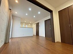 大泉町4丁目貸家 3SLDKのリビング/ダイニング