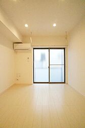 リブリ・シャルマンパル 2階1Kのリビング/ダイニング