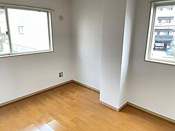 メゾン・トゥルーワン 2階2Kのリビング/ダイニング