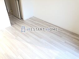 ファーストフィオーレ神戸湊町 9階1Kのリビング/ダイニング