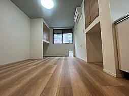 メゾン・ド・アニモ 1階ワンルームのリビング/ダイニング