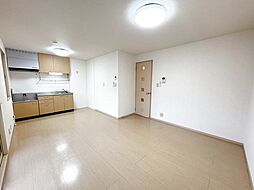 グリーンパーク　B 101 1階2LDKのリビング/ダイニング