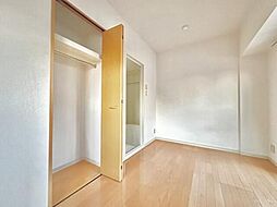 グランドソレーユ 8階1Kのリビング/ダイニング