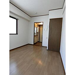 コーニッシュアビコII 1階1Kのリビング/ダイニング