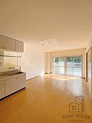 バルビゾン 2階2LDKのリビング/ダイニング