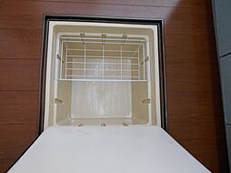 センターハウス A棟 1階2LDKのリビング/ダイニング