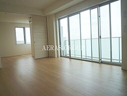 パークハビオ渋谷本町レジデンス 10階2LDKのリビング/ダイニング