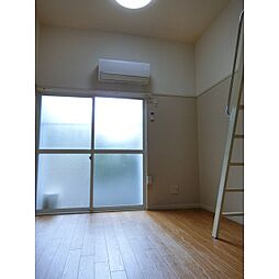 東京メトロ丸ノ内線 中野坂上駅 徒歩8分の賃貸アパート 1階1Kのリビング/ダイニング