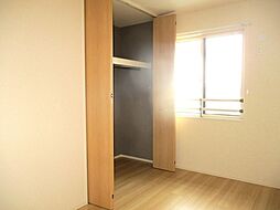 ラ・リアン C・D C棟 3階2LDKのリビング/ダイニング