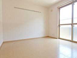 リヴェール石田 1階1Kのリビング/ダイニング