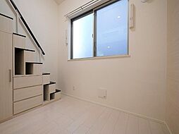 ティアラ新川崎 1階ワンルームのリビング/ダイニング