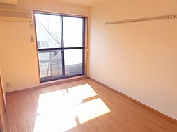 グランシャリオ 3階2Kのリビング/ダイニング