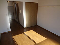 エンドレス 1階ワンルームのリビング/ダイニング