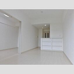 JR東海道・山陽本線 茨木駅 徒歩14分の賃貸マンション 4階1LDKのリビング/ダイニング