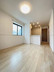 プログレスIII 101 1階1LDKのリビング/ダイニング