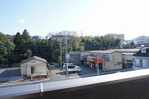 ＶｉｌｌａＧｌａｎｚ（ヴィラグランツ） 2階 | 神奈川県川崎市麻生区東百合丘 賃貸マンション 外観