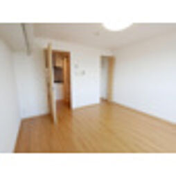 京都市営烏丸線 丸太町駅 徒歩15分の賃貸マンション 1階1Kのリビング/ダイニング