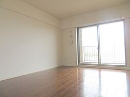 ライオンズクオーレ幕張マークスフォート 6階3LDKのリビング/ダイニング