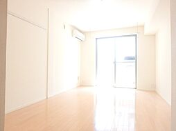 SKY CREST 102 1階1Kのリビング/ダイニング