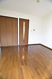 アドニスイースト 102 1階1Kのリビング/ダイニング