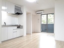 カーサ　フェリーチェ（金井ヶ丘1） 1階1LDKのリビング/ダイニング