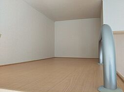 レオパレスアウトゥーノ 3階1Kのリビング/ダイニング