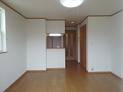 アイリィー　ビュー 1階ワンルームのリビング/ダイニング