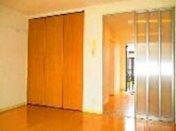 エメラルダス 2階1Kのリビング/ダイニング