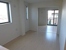 プリマヴェーラ代沢 2階2LDKのリビング/ダイニング