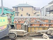 建設中
