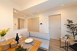 プラウドフラット渋谷笹塚 10階2LDKのリビング/ダイニング