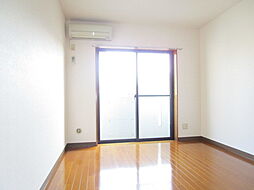 パークライフ 2階1Kのリビング/ダイニング