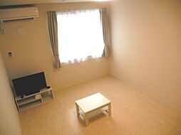 クレイノサンザシ 2階1Kのリビング/ダイニング