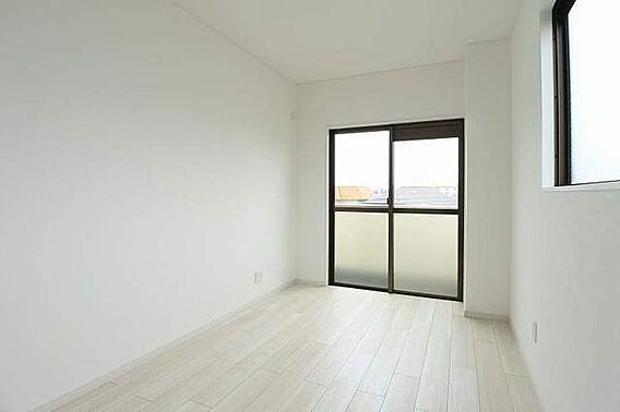 ハレレアマンション_内装_0