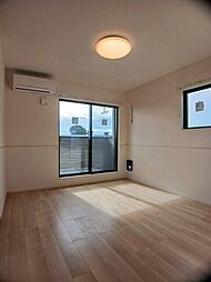 ヒカルサ千葉犢橋 2階3LDKのリビング/ダイニング