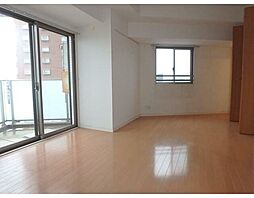 スカイプラザII 6階ワンルームのリビング/ダイニング