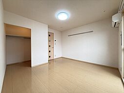 フローラ 203 2階1Kのリビング/ダイニング