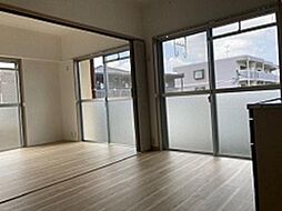 プライムスペース24 102 1階2DKのリビング/ダイニング