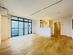 ドミール南太田 401 4階2SLDKのリビング/ダイニング