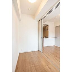 コンフォリア王子 9階1DKのリビング/ダイニング