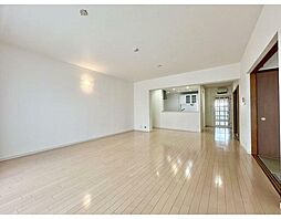 前野町ハイツ1号棟 6階3LDKのリビング/ダイニング