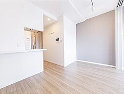 メゾン・クロイゾン 5階1DKのリビング/ダイニング